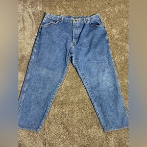 Men’s Wrangler Jeans Size 42X32 Made in USA‎ 100% Cotton